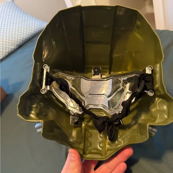 Master Chief Mask - Picture 4 of 4